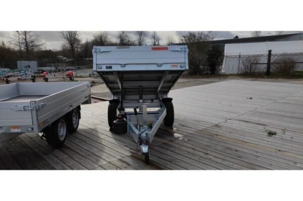 Remorque benne SARIS K1256 256×150 cm – PTAC 1 500 kg, pompe électrique + manuelle